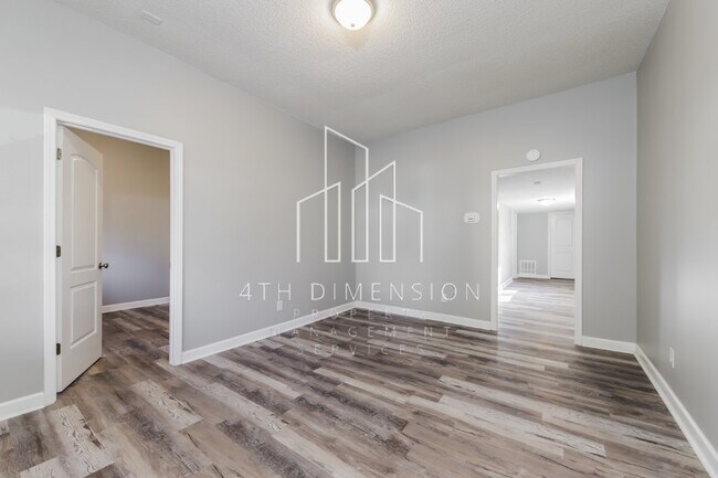 Building Photo - Winston Salem - Newly Remodeled 3 bedroom,...