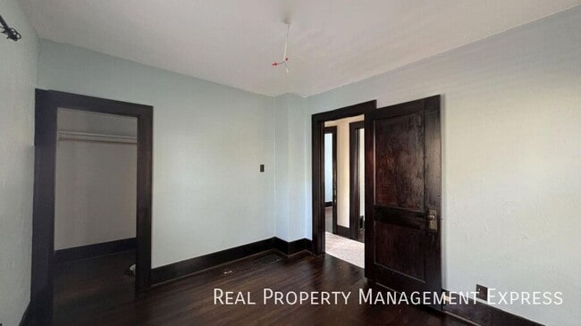 Building Photo - 3 Bedroom 1 Bathroom Home For Rent In Sioux Falls