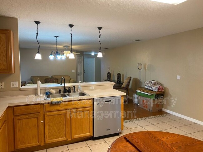 Foto del edificio - 831 Sterling Spring Rd