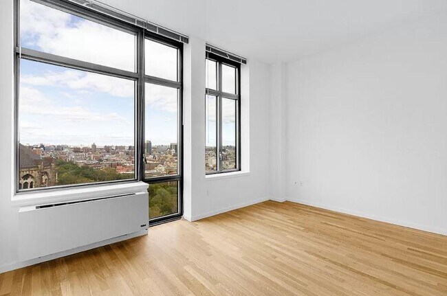 Foto del edificio - 1 Morningside Dr