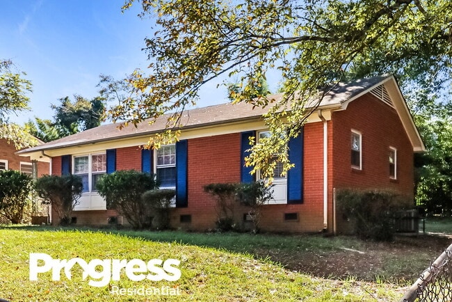 Building Photo - 135 Short Hills Dr