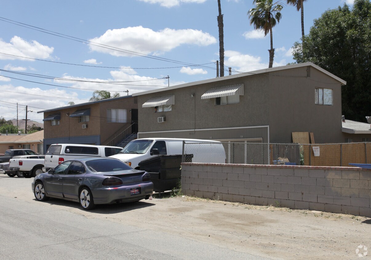 Building Photo - 4758-4768 Mitchell Ave