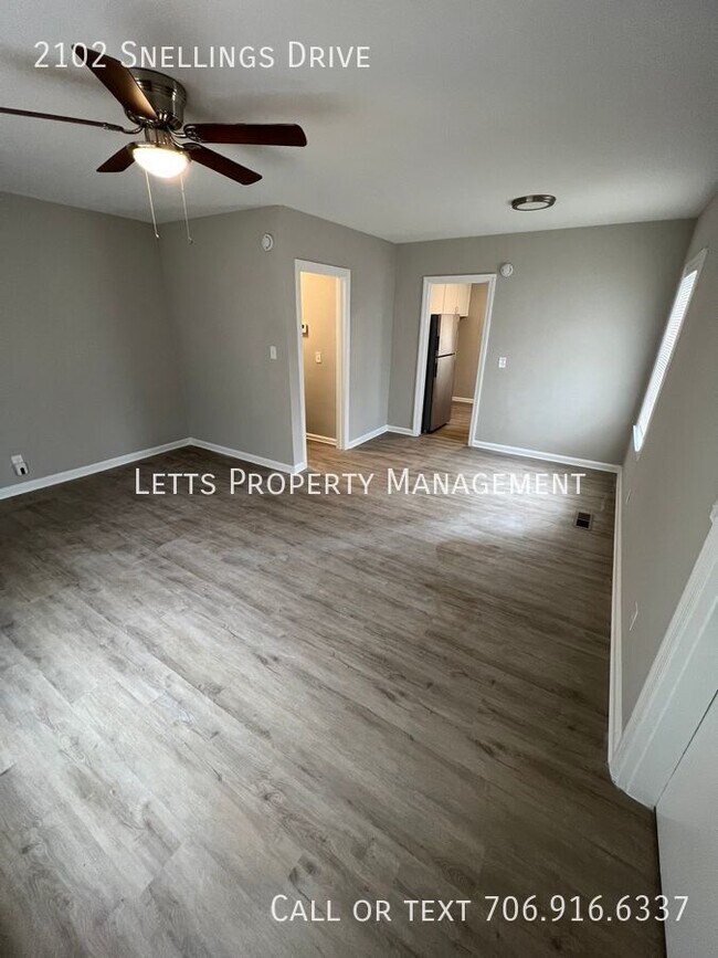 Building Photo - Beautifully Remodeled 3 Bedroom 1 Bath Hom...