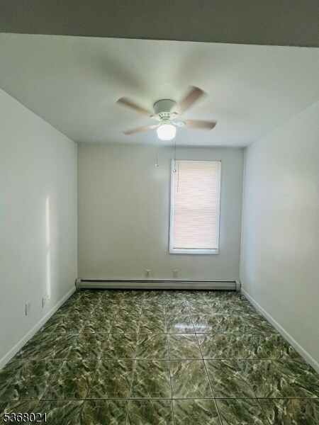Foto del edificio - 740 Edgar Rd