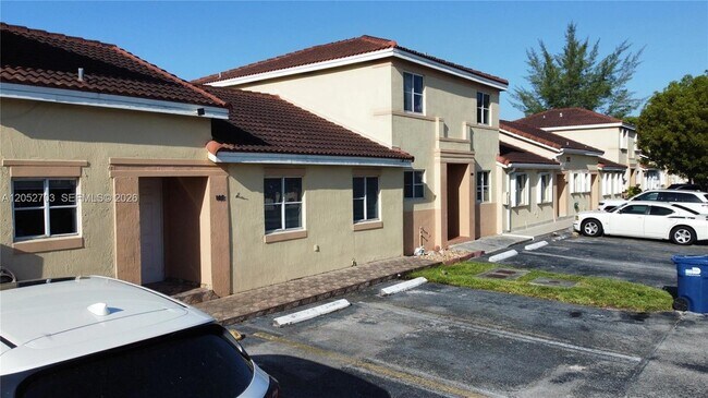 Foto del edificio - 312 NW 114th Ave