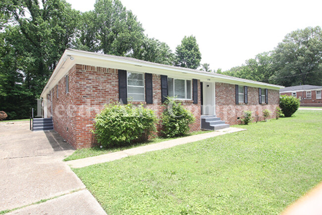 Foto del edificio - 3356 Manning Dr