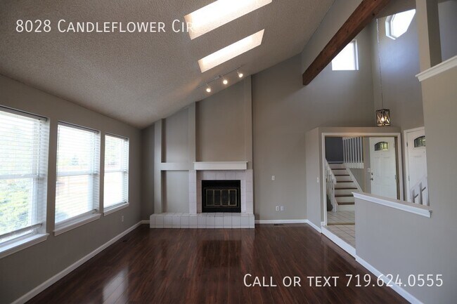 Building Photo - 8028 Candleflower Cir