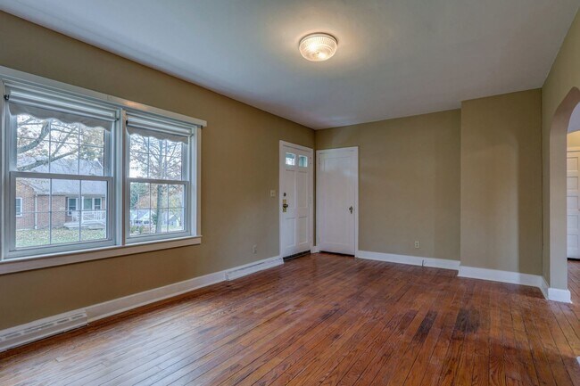 Building Photo - 4 br, 1 bath House - 116 S FRANKLIN STREET