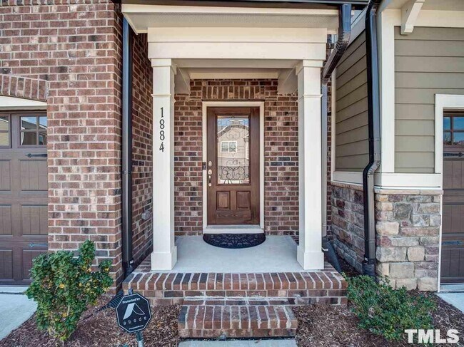 Foto del edificio - 1884 Blue Jay Pt