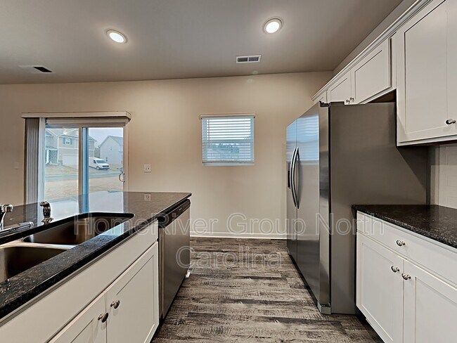 Building Photo - 766 Pointe Andrews Drive