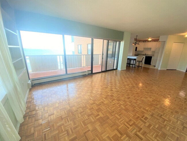 Foto del edificio - 300 Lynn Shore Dr