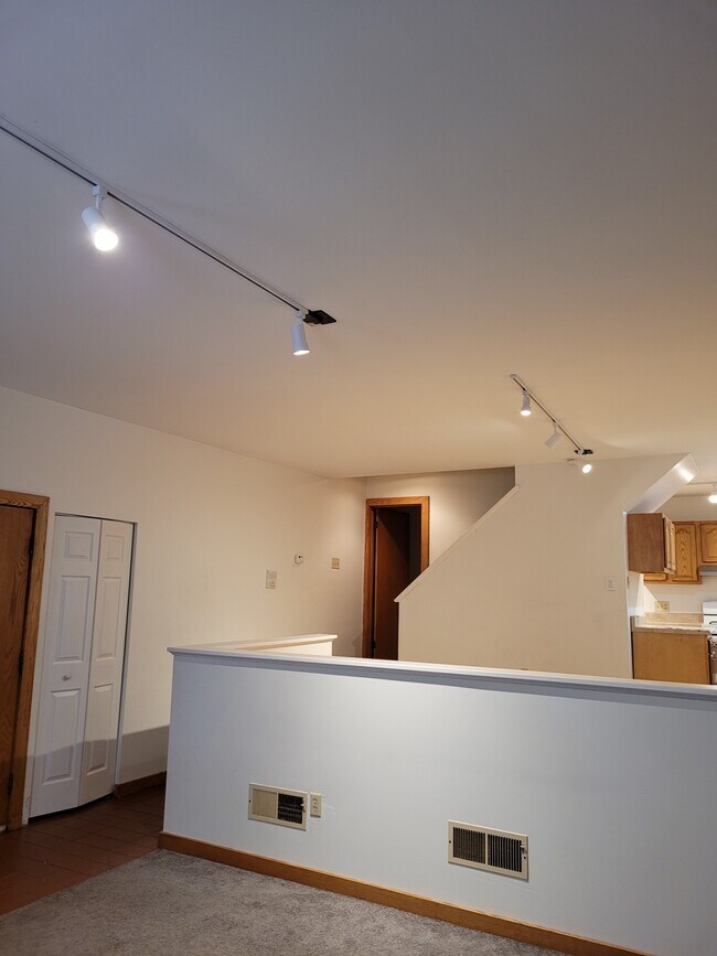 Living Room/Dining - 1308 Sheffield St
