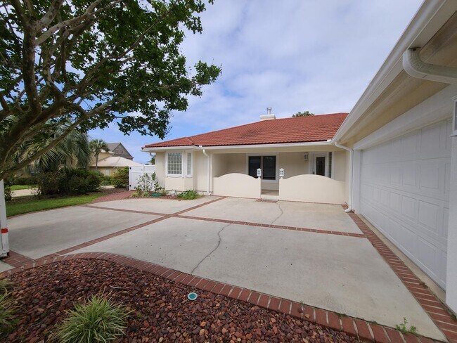 Building Photo - 1905 Catamaran Dr