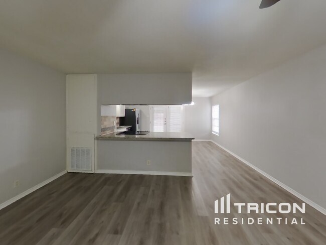 Foto del edificio - 4900 Nuthatch St