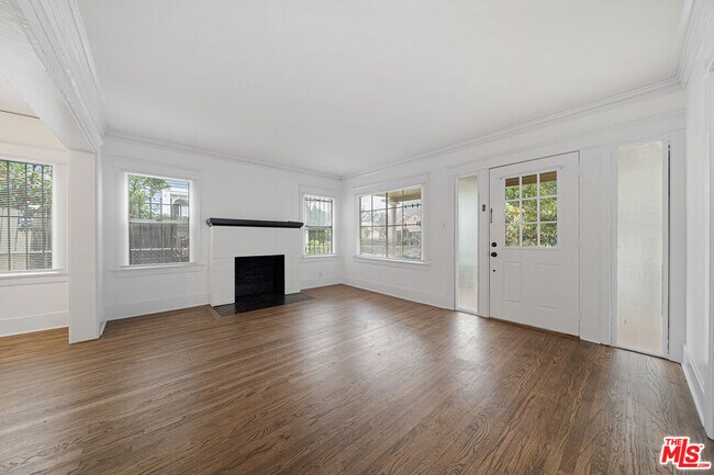 Foto del edificio - 235 Joy St