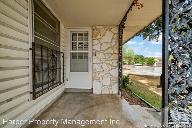 Foto del edificio - 2 br, 2 bath House - 14311 Brook Hollow Blvd