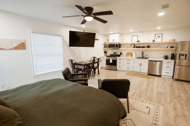 Foto del edificio - 1824 N 12th St