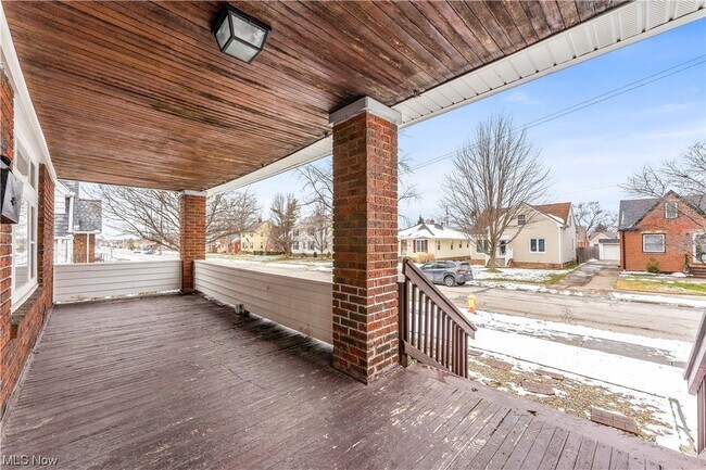 Foto del edificio - 7607 Deerfield Dr