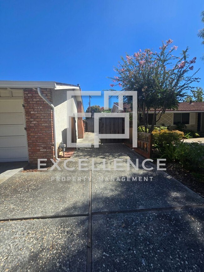 Foto del edificio - 1612 Trona Way