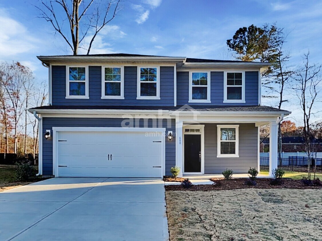 Foto principal - 600 Rivermist Drive