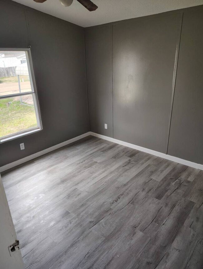 Foto del edificio - 507 Ridgecrest Dr