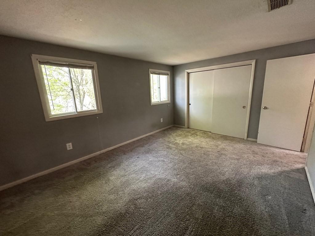 5 Ternbury Square Unit e3, Nashua, NH 03060 Condo for Rent in Nashua
