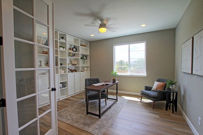 Foto del edificio - Luxury 5 bed for Rent in Blacktail at The ...
