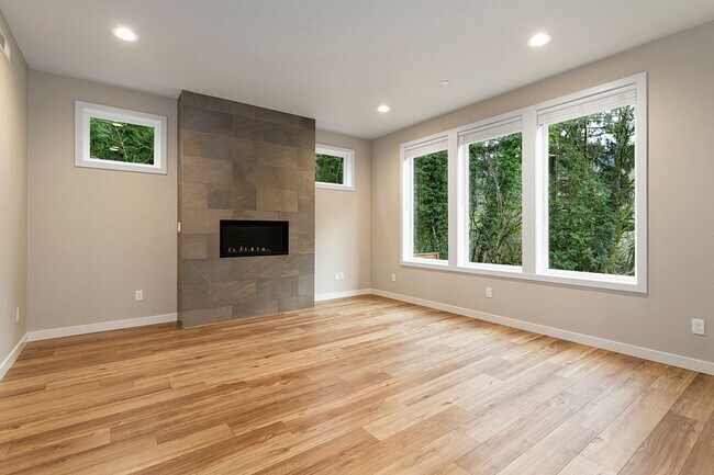 Foto del edificio - Like New!  Upgraded finishes Throughout!  ...