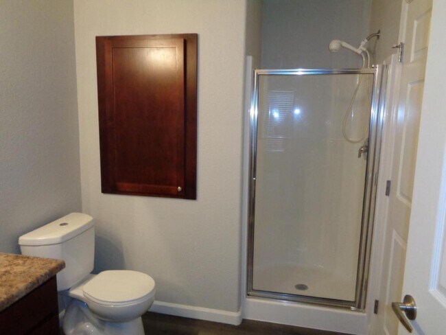 Building Photo - 7004 Ash Creek Hts #103