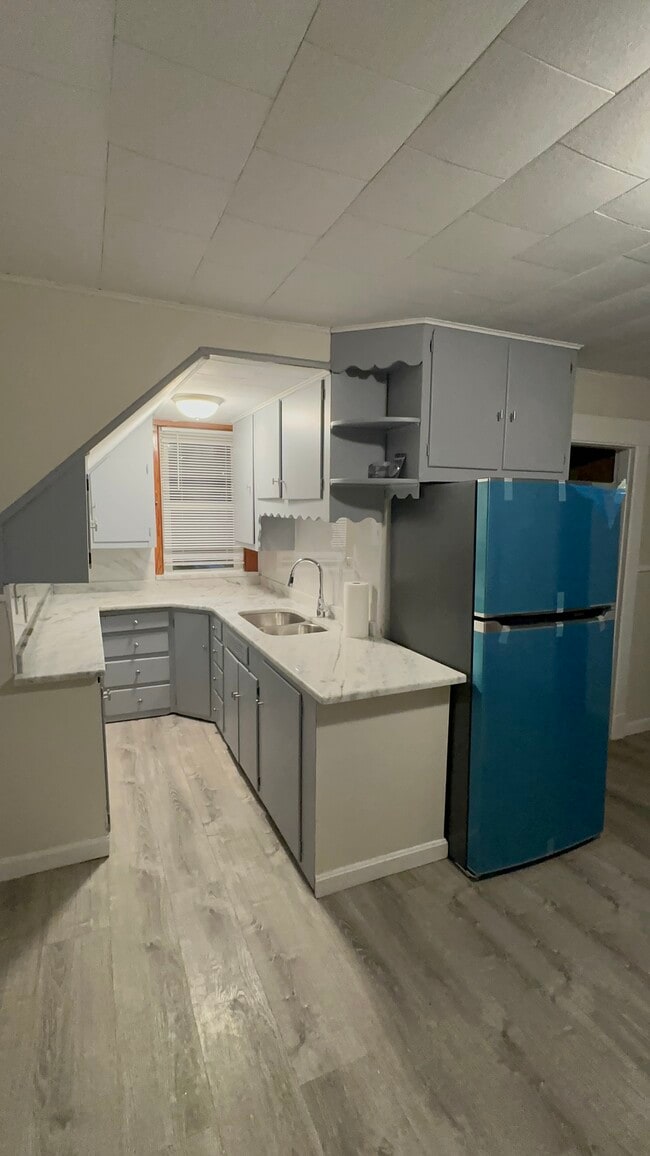 Foto del edificio - 58 Chapin St