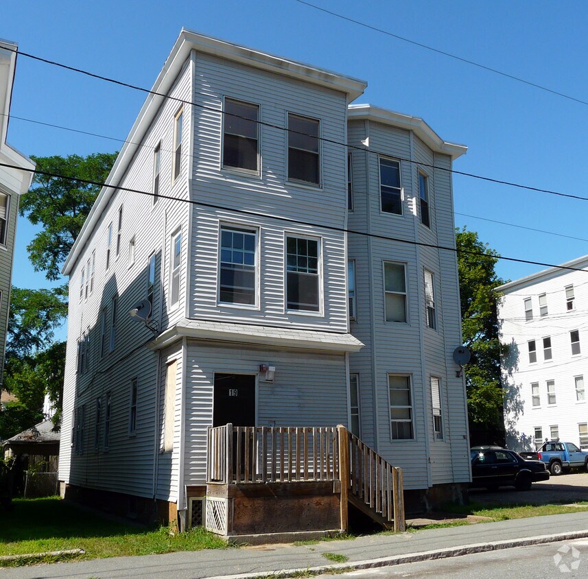 19 Mill St, Beverly, MA 01915 Apartments in Beverly, MA