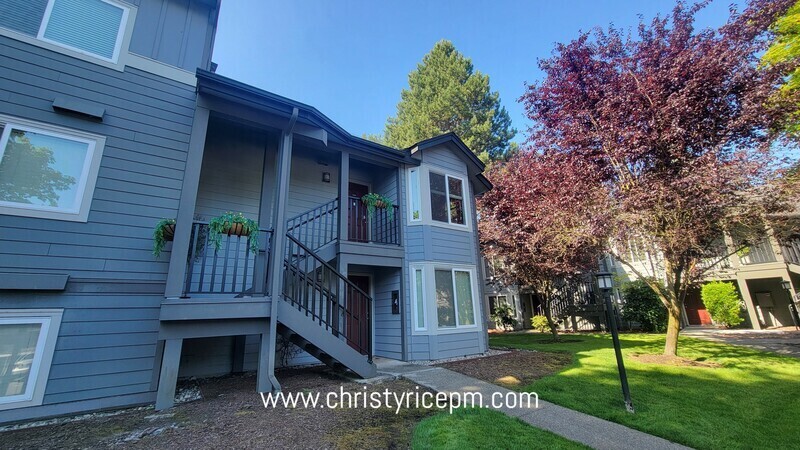 Foto principal - 11109 NE 124th Lane