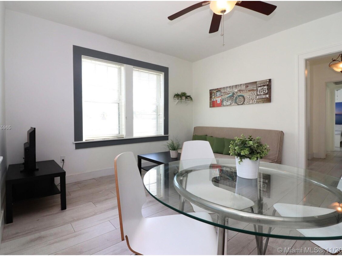 Foto principal - 536 14th St