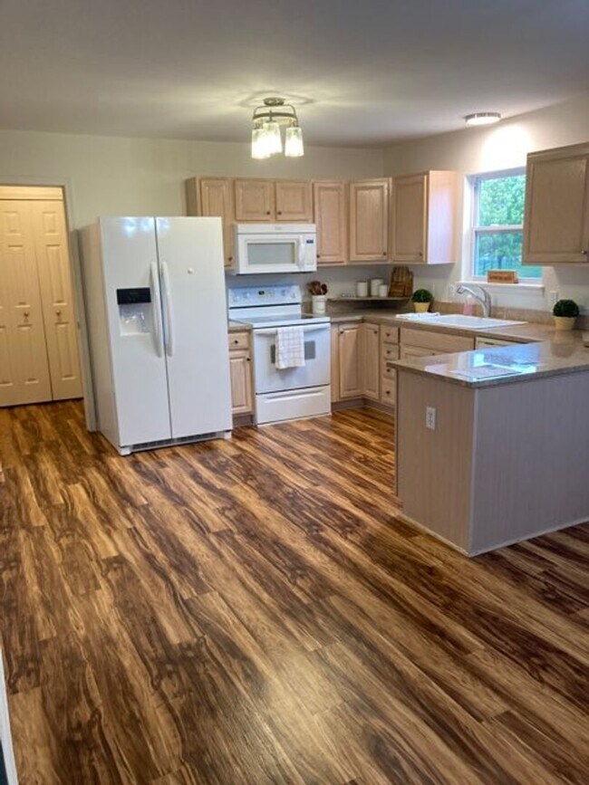 Foto del edificio - Beautiful 4-bedroom Home in Perrysburg for...