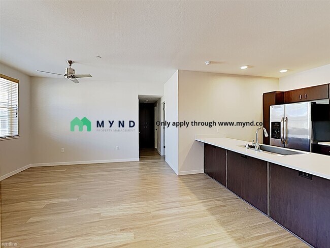 Foto del edificio - 2 br, 2 bath  - 519 T St Unit 204 204