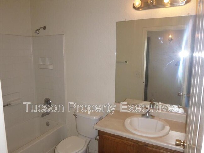 Building Photo - 5244 S Via Laguna Blanca