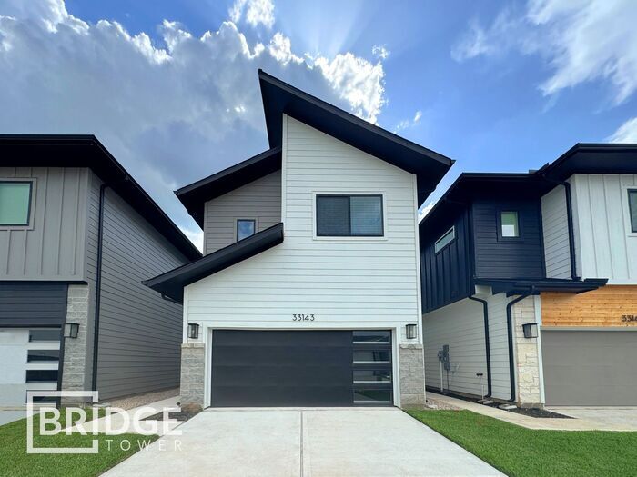 Foto principal - 33143 Oak Hts Pl