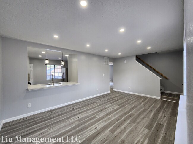 Foto del edificio - 3708 Dorval Pl