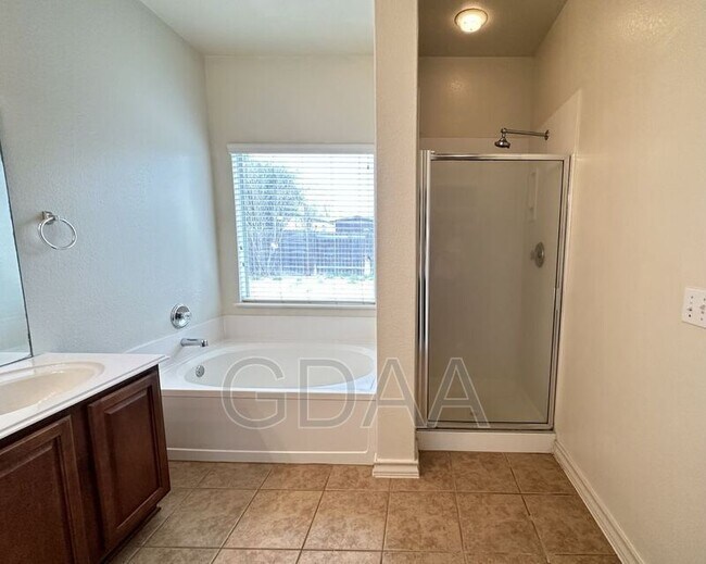 Building Photo - 20809 Penny Royal Dr