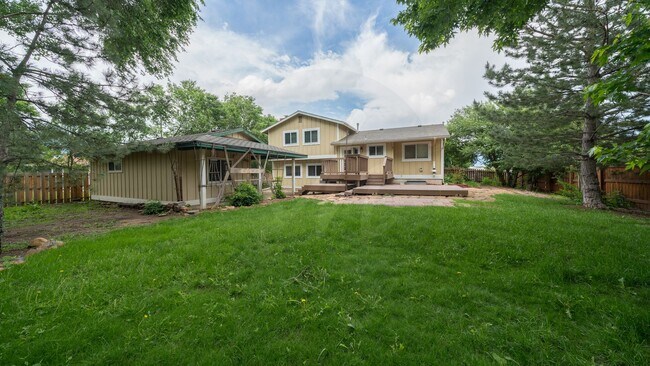 Foto del edificio - Beautiful Four Bedroom Home Near Broadmoor Bluffs