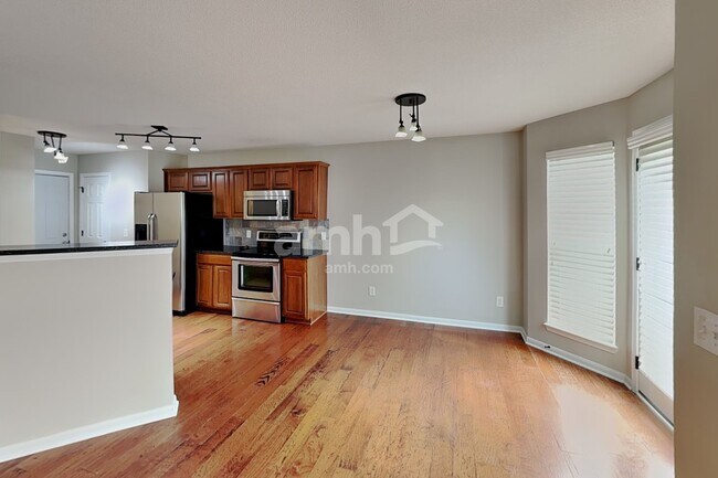 Building Photo - 9815 NE 98th Terrace
