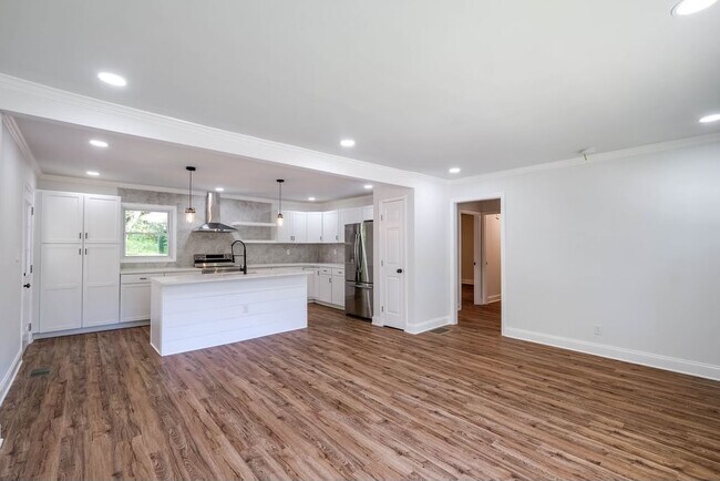 Foto del edificio - 2772 Dearwood Dr SW