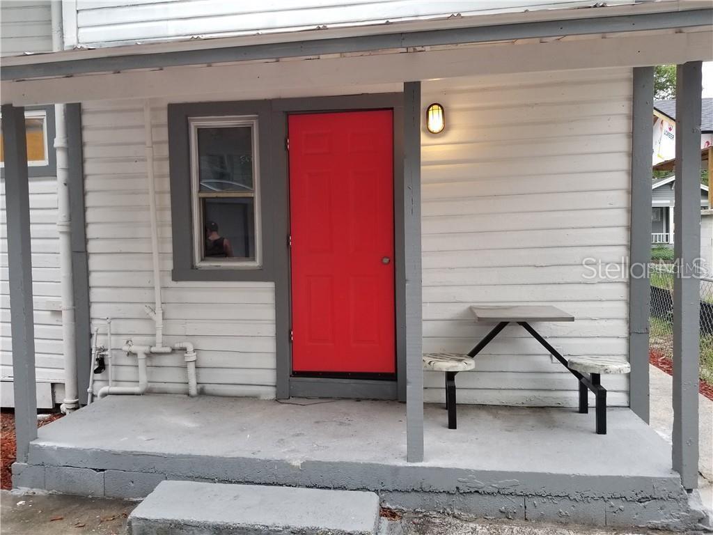 Foto principal - 308 E Adalee St