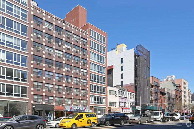 Building Photo - 202 Bowery