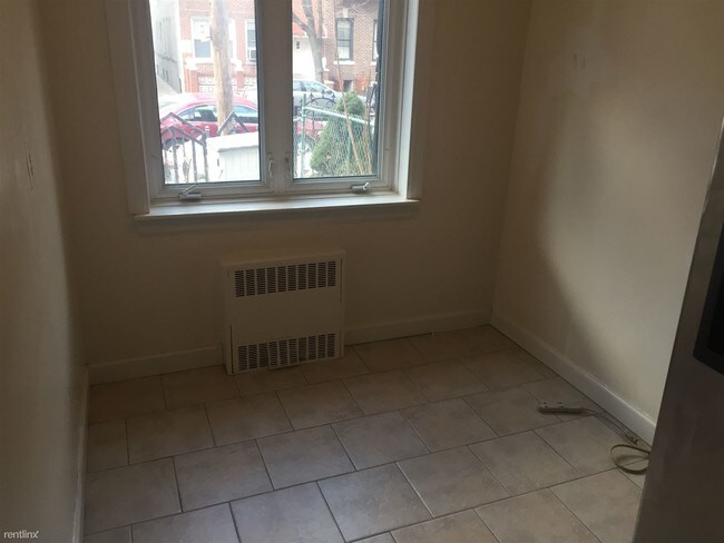 Building Photo - 2839 37th St