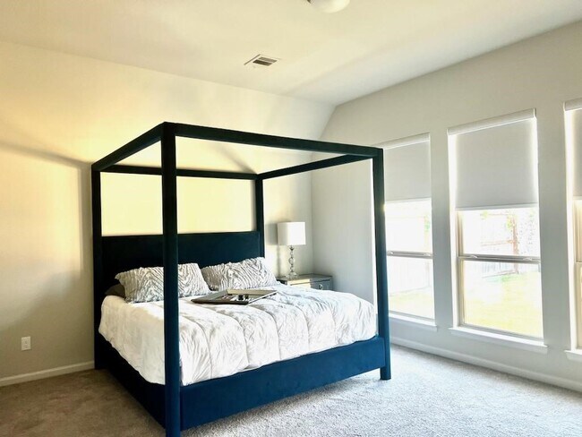 Foto del edificio - 29619 Sterling Knoll Dr