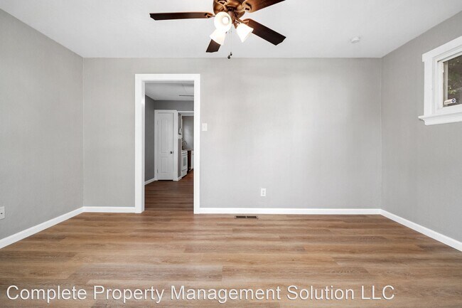 Building Photo - 1 br, 1 bath House - 236 Buddie Ave