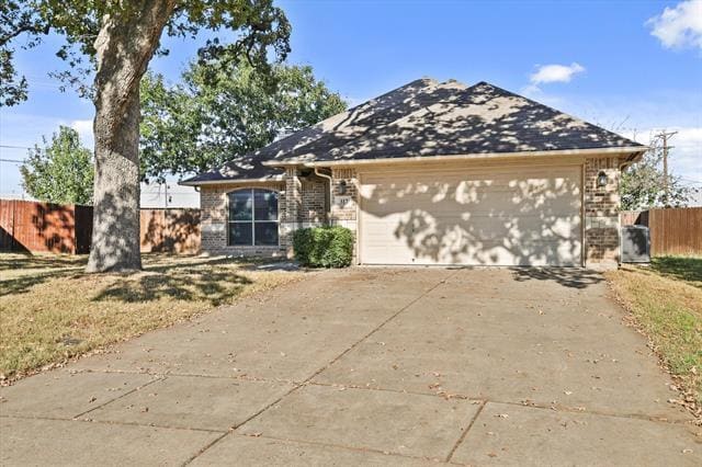 Foto del edificio - 317 Grace Cir