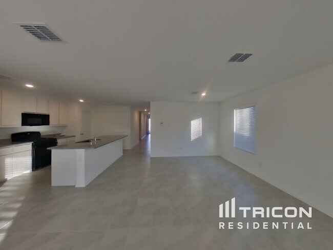 Building Photo - 1716 Claireborne Court Little Elm TX