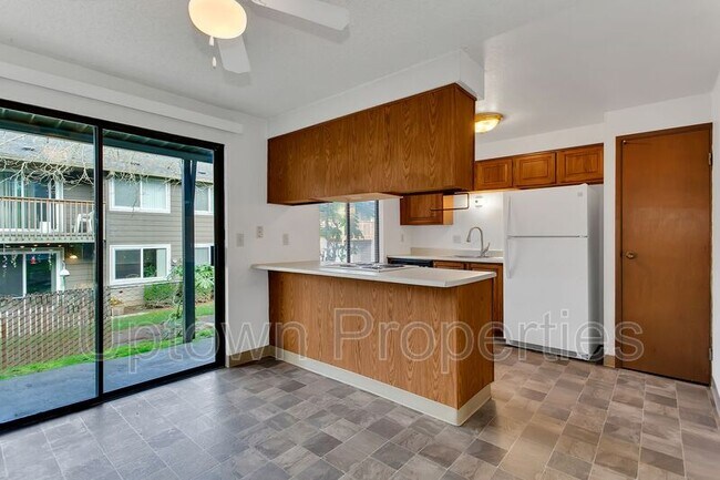 Foto del edificio - 5660 SW 180th Ave